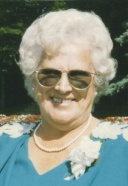 Ménard Davis, Yvette