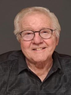 Deveau, Yvon